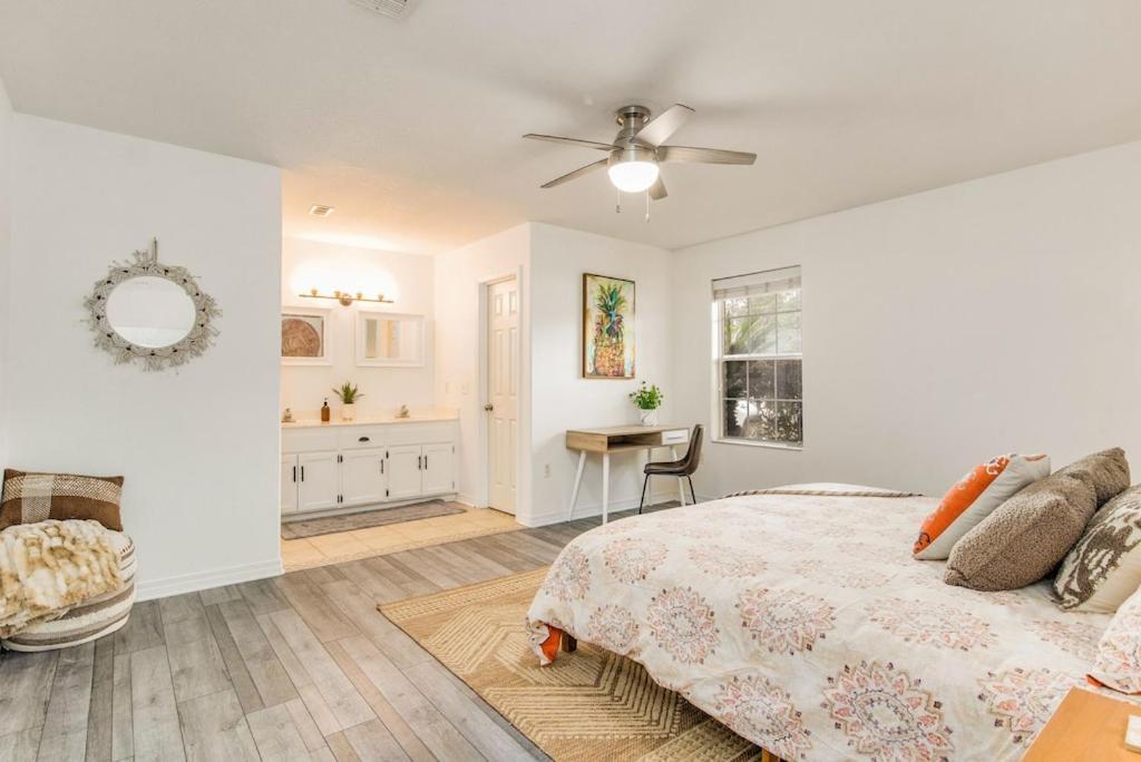 New! Close To Beach, Cozy, New Beds & Family Friendly 纳瓦拉 外观 照片
